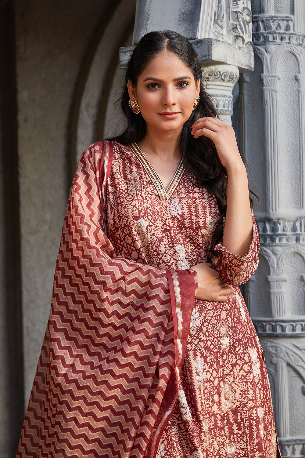 Beige Poly Chanderi Kalidar Printed Kurta Palazzo Suit Set image number 2