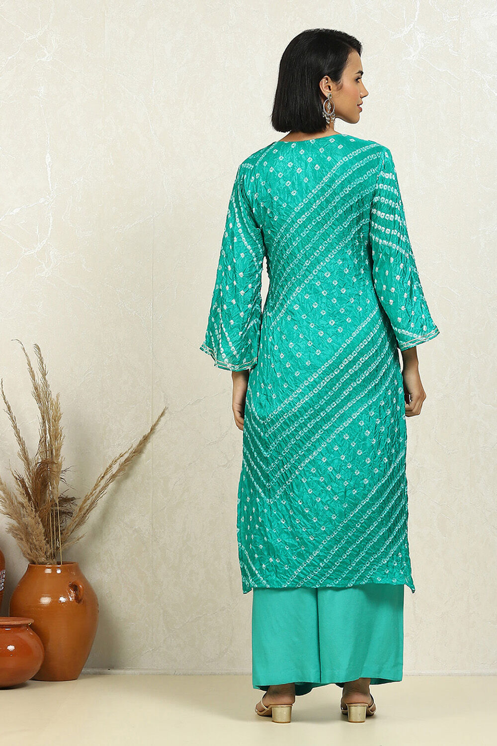 Orange Silk Blend Bandhej Crinkled Unstitched Suit Set image number 5