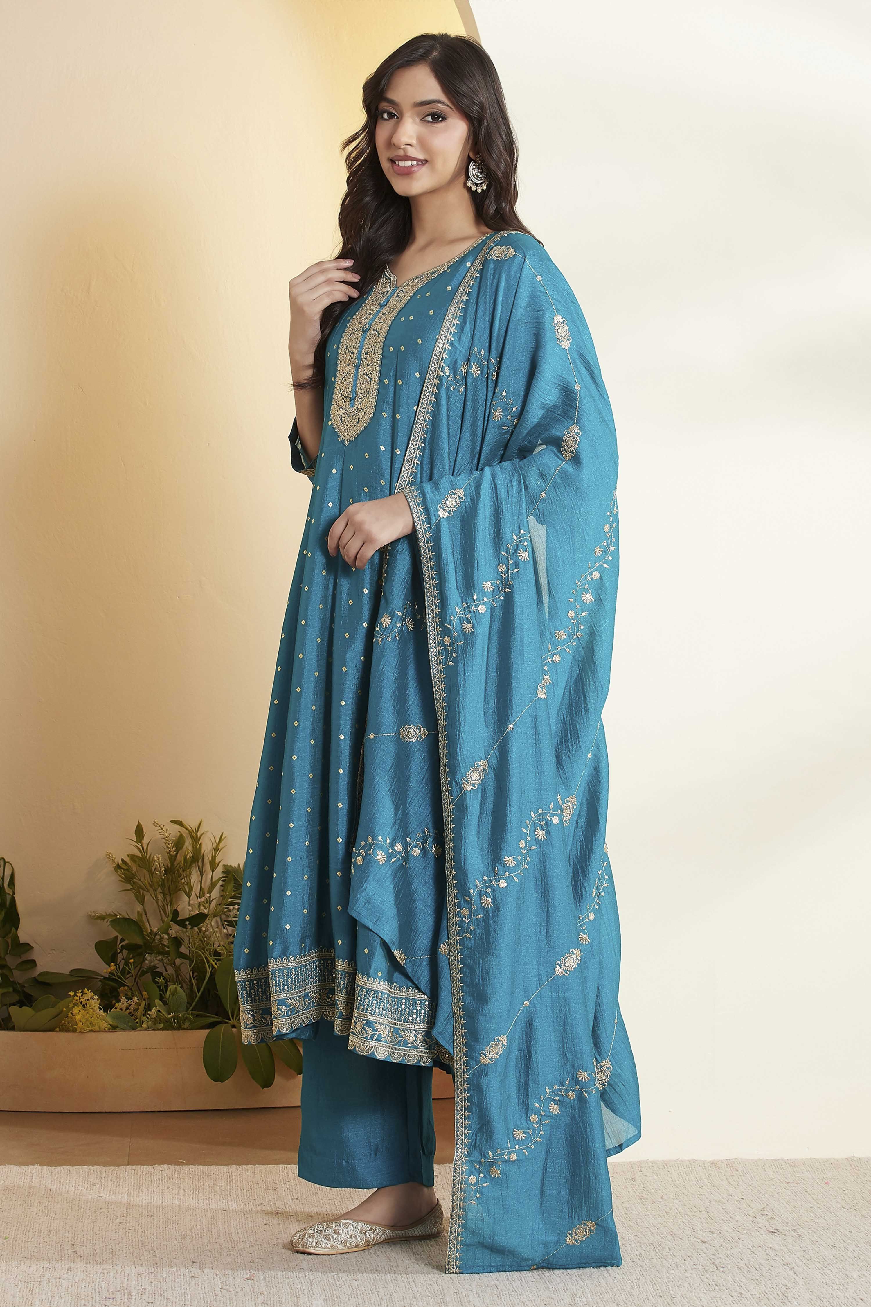 Blue Cotton Kalidar Suit Set image number 4