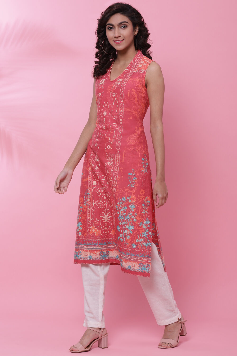 Indigo Cotton Printed Short Kurti image number 2