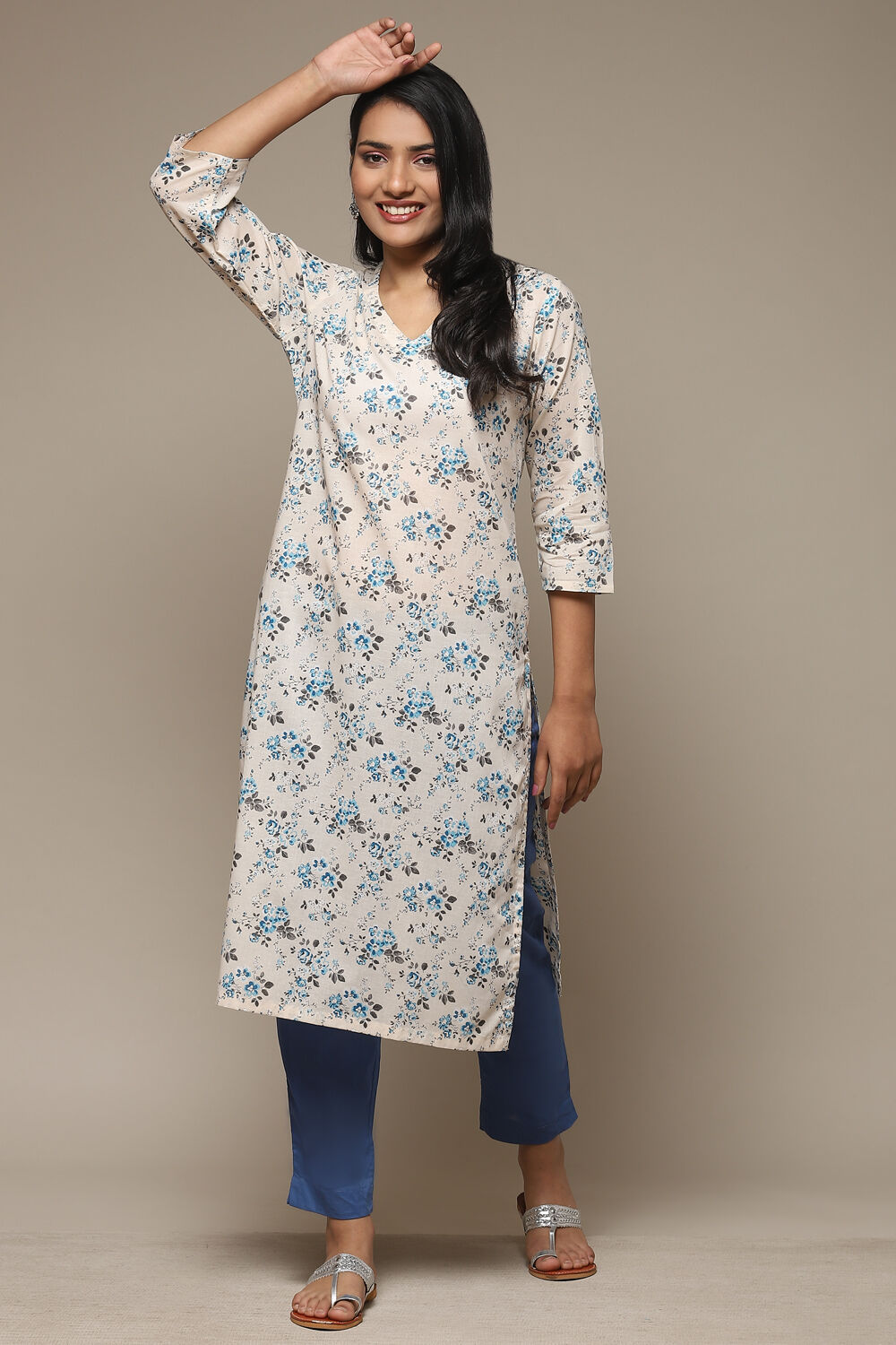 Cream Cotton A-Line Printed Kurta image number 0