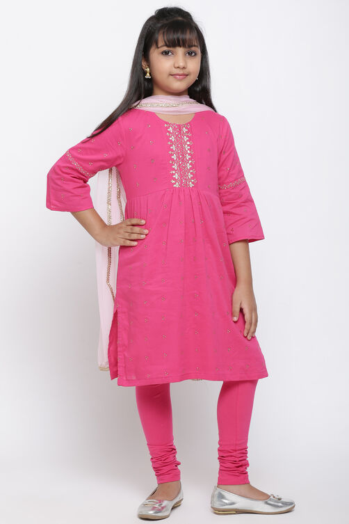 Pink Cotton Straight Kurta Churidar Suit Set image number 4