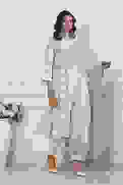 Cream-Colored Cotton Printed Straight Suit Set image number 5