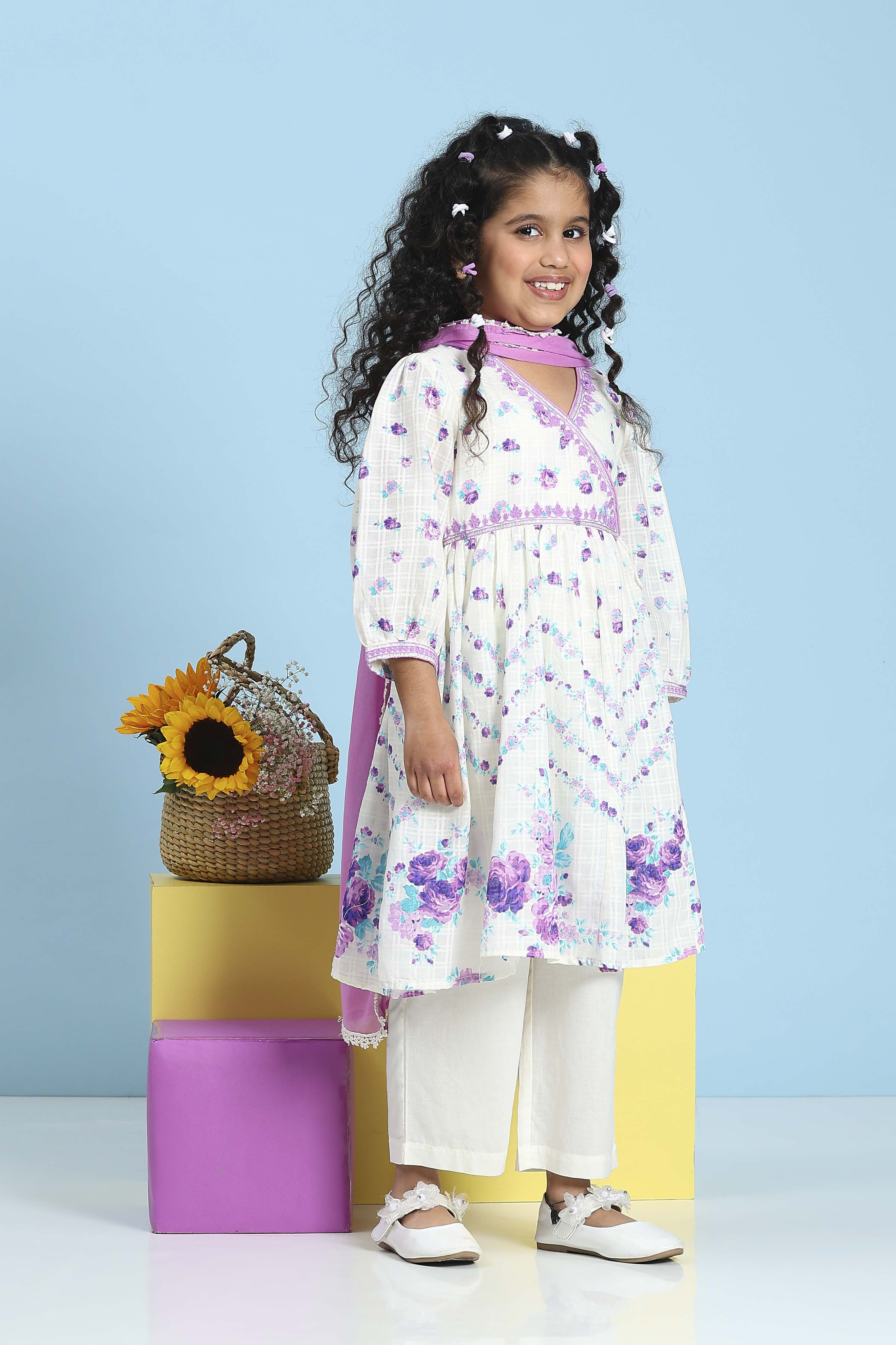 White Cotton Printed Anarkali Suit Set image number 5