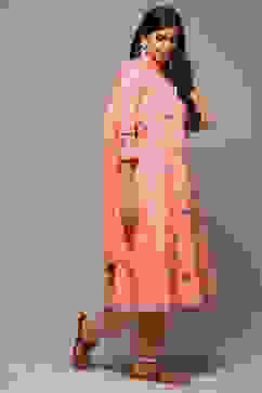 Pink Cotton Gathered Kurta Pants Suit Set image number 6