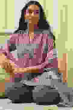 Grey & Pink Art Silk Straight Kurta Pant Suit Set image number 7