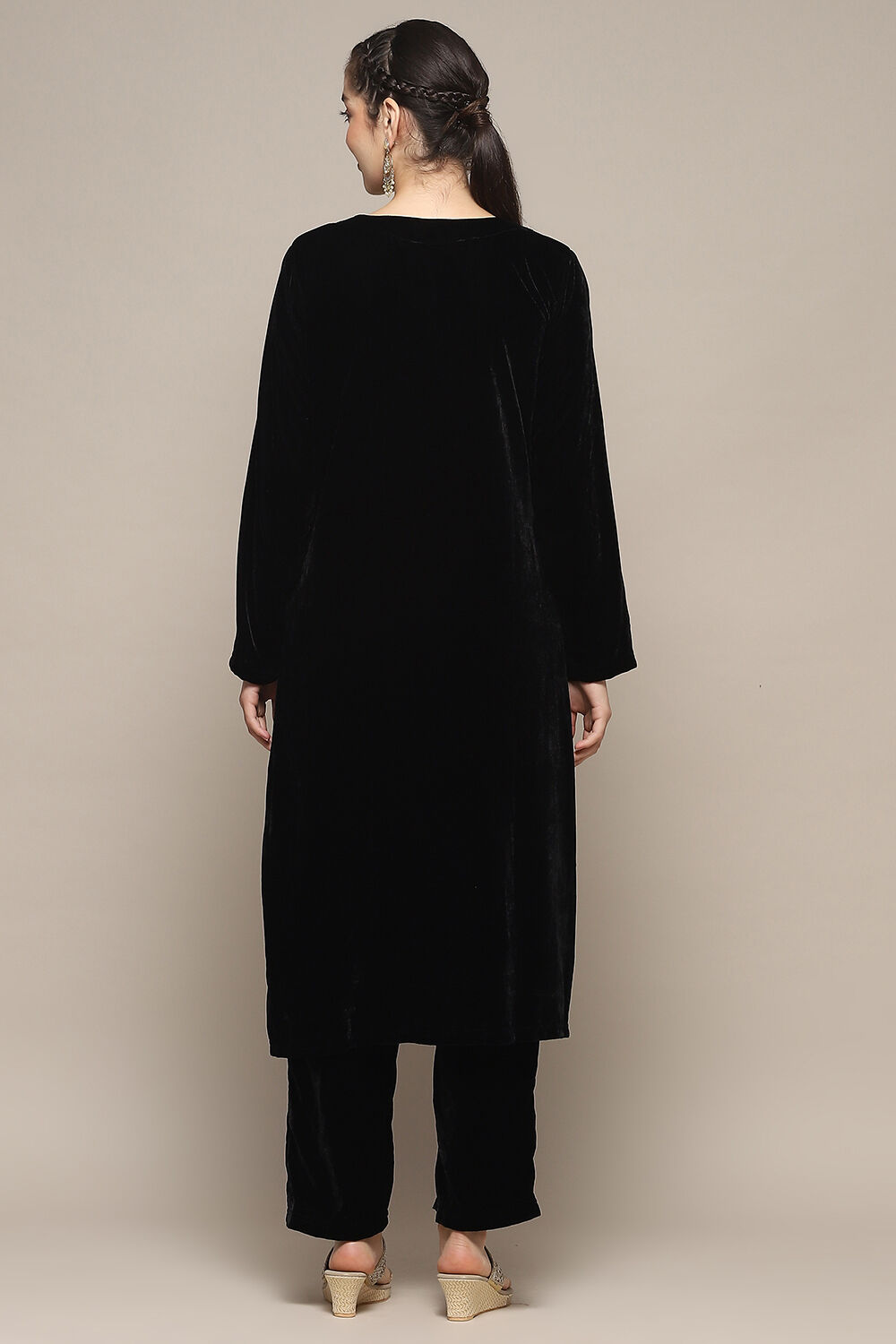 Black Polyester Straight Solid Kurta Pant Suit Set image number 5