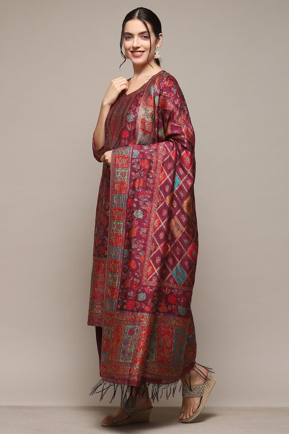 Wine Cotton Straight Yarndyed Kurta Palazzo Suit Set image number 4