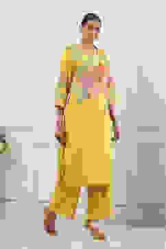 Yellow Cotton Floral Printed Straight Kurta Set image number 5
