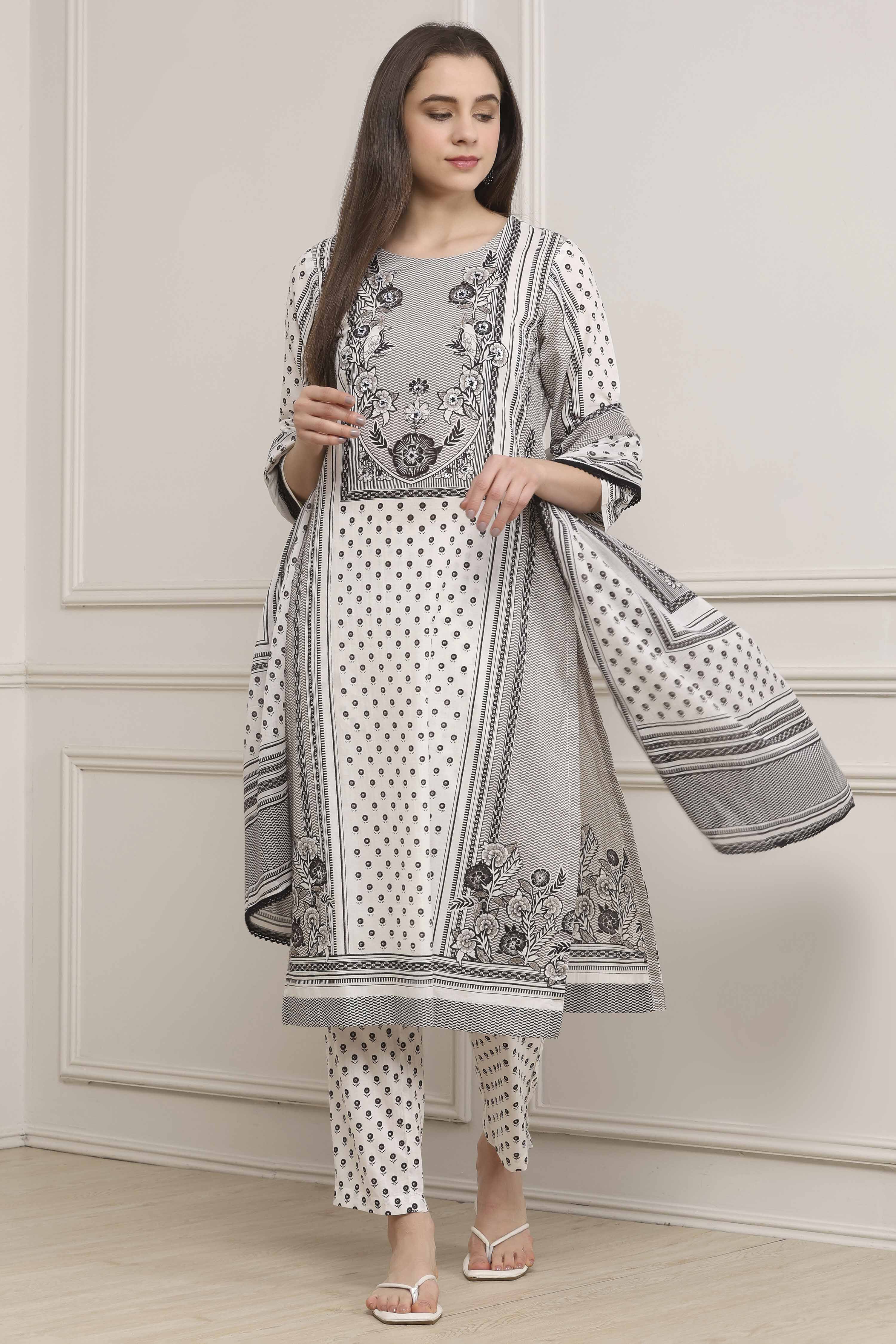 Black Cotton Straight Suit Set image number 6