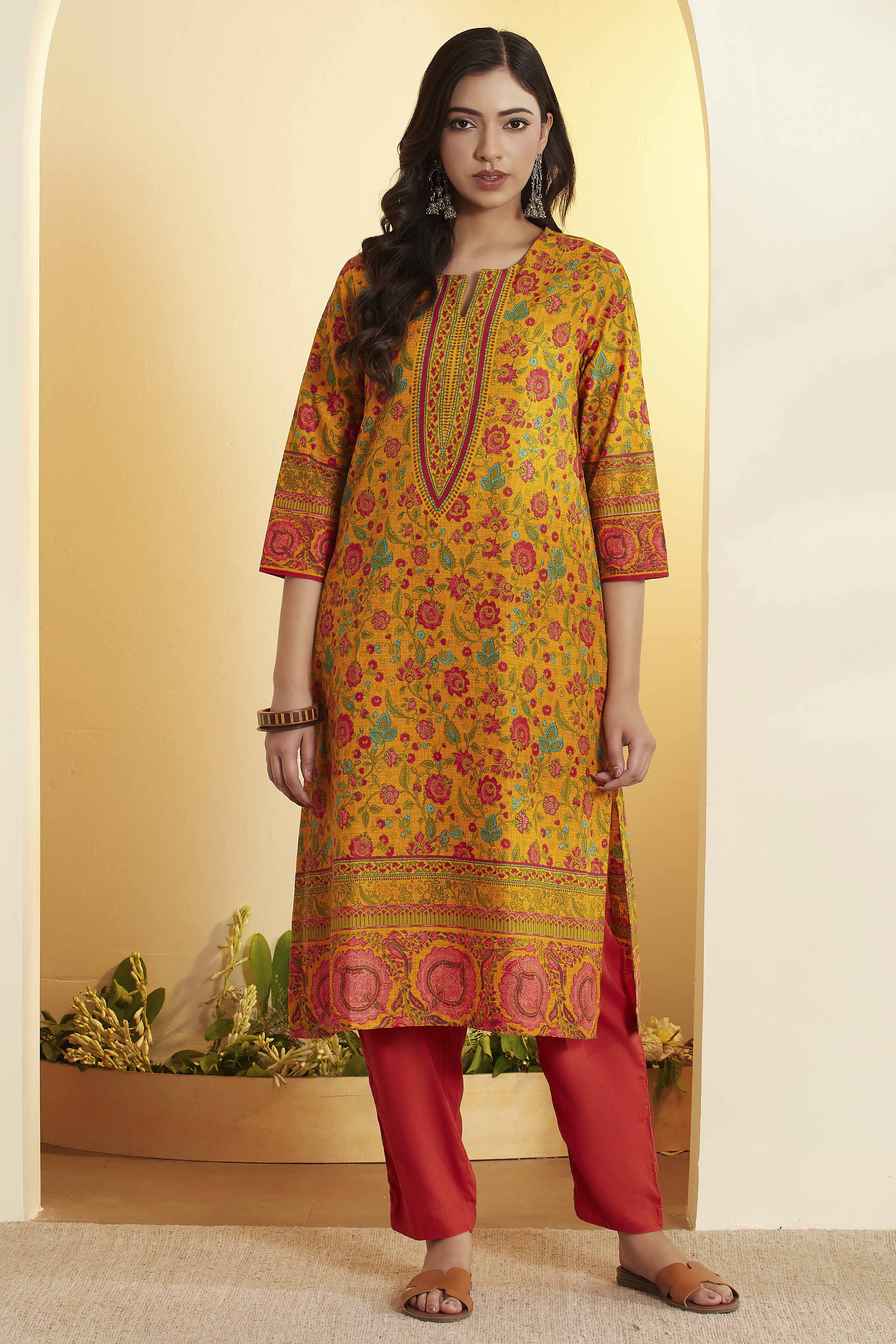 Mustard Cotton Floral Printed Straight Kurta image number 5