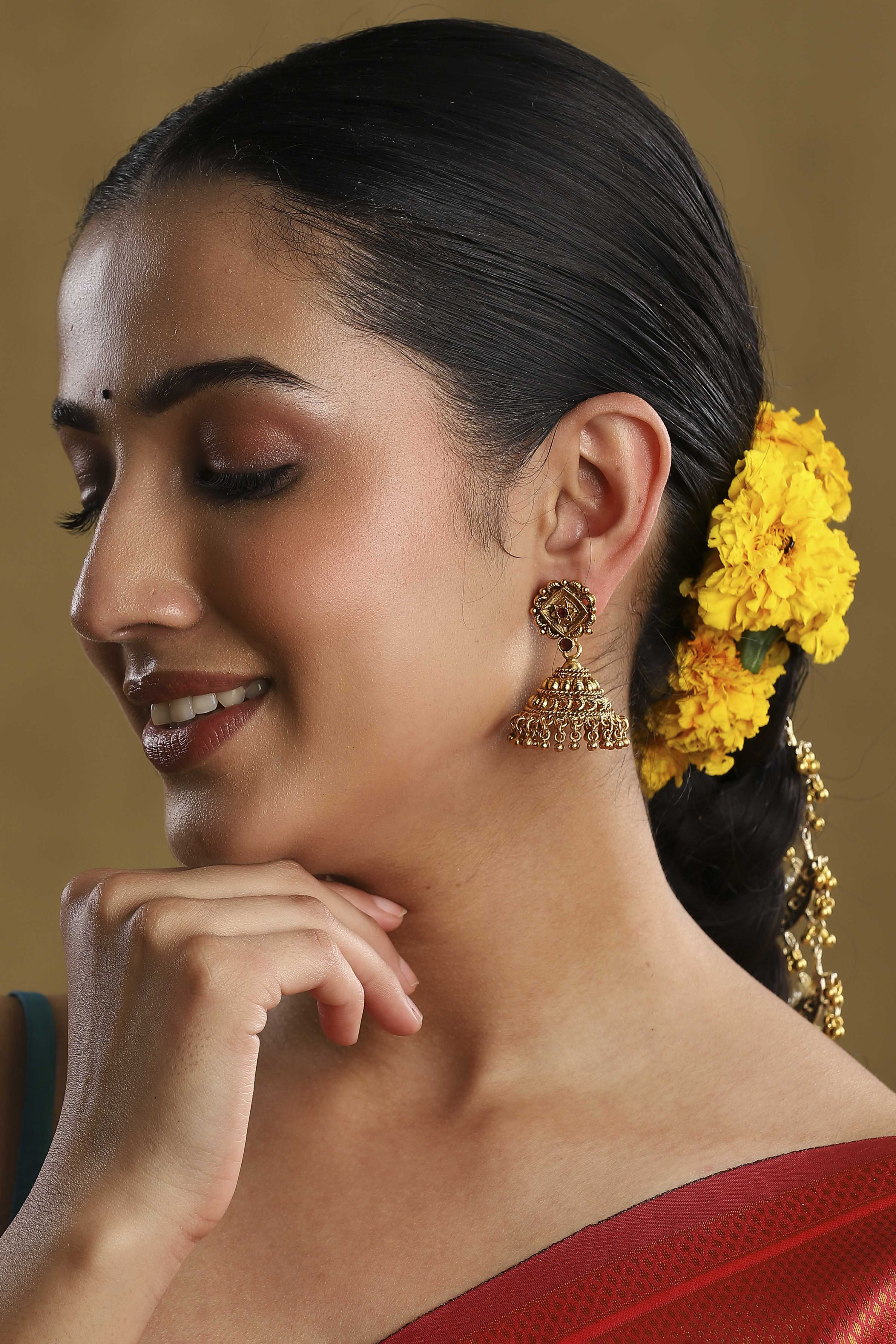 Red Gold Plated Minimal Stone Studded Jhumkas image number 3