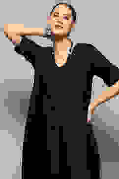 Black Asymmetric Solid Kurta Set image number 1