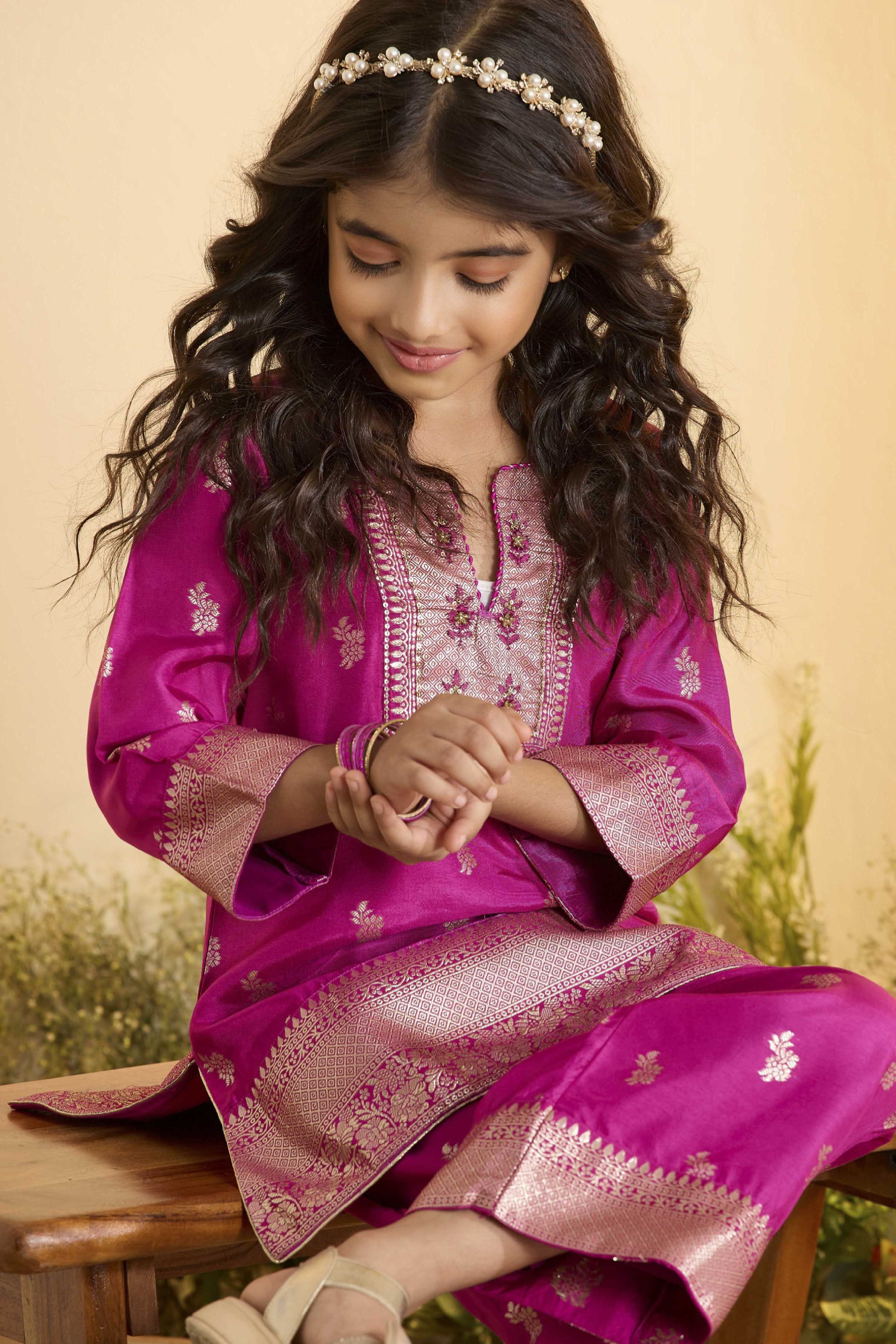 Purple Printed Straight Kurta Set image number 1