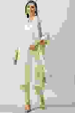 Off White Straight Kurta Relaxed Pants Suit Set image number 0