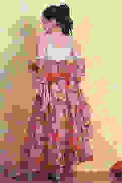 Off-White and Pink Printed Flared Lehenga Set image number 5
