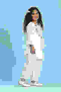 White Cotton Solid Straight Suit Set image number 5