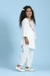 White Cotton Solid Straight Suit Set image number 5