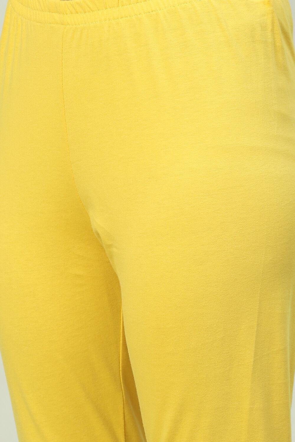 Yellow Straight Kurta Churidar Suit Set image number 2