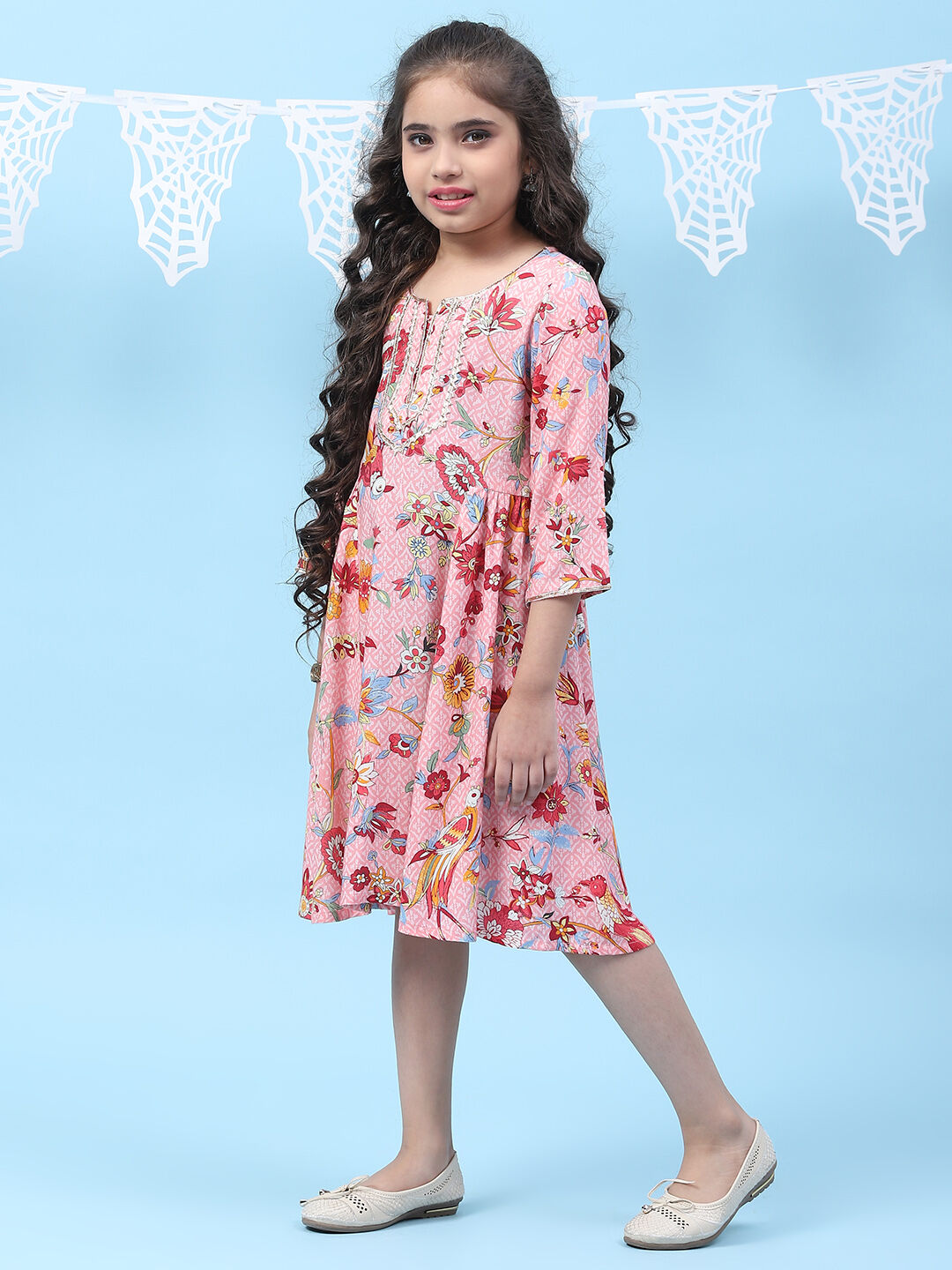 Pink Rayon Flared Printed Kurta image number 2