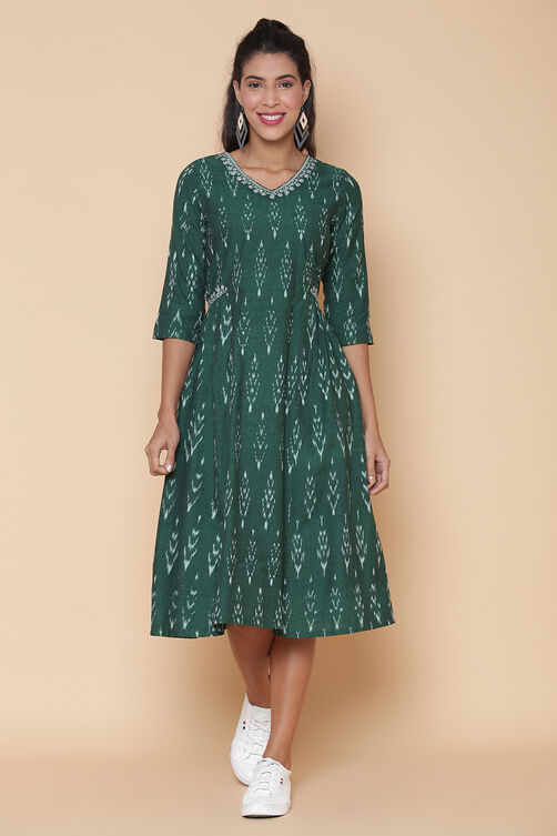 Green Cotton Ikkat Yarndyed Kurta Dress image number 2