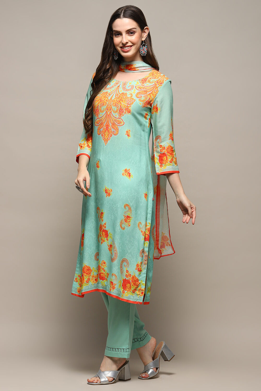 Sea Green Poly Chiffon Narrow Kurta Pant Suit Set image number 4