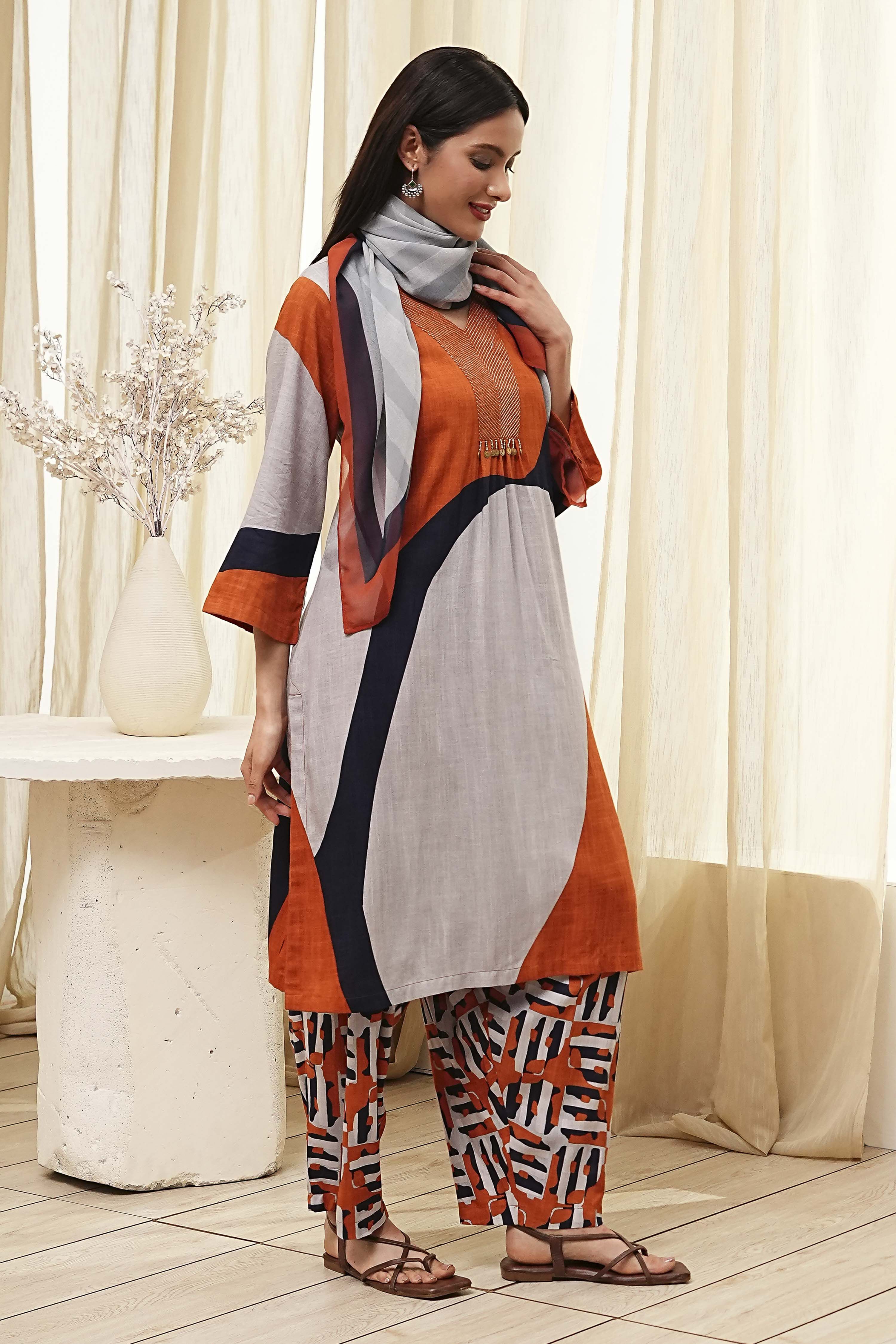 Orange and Beige Printed Straight Suit Set image number 5