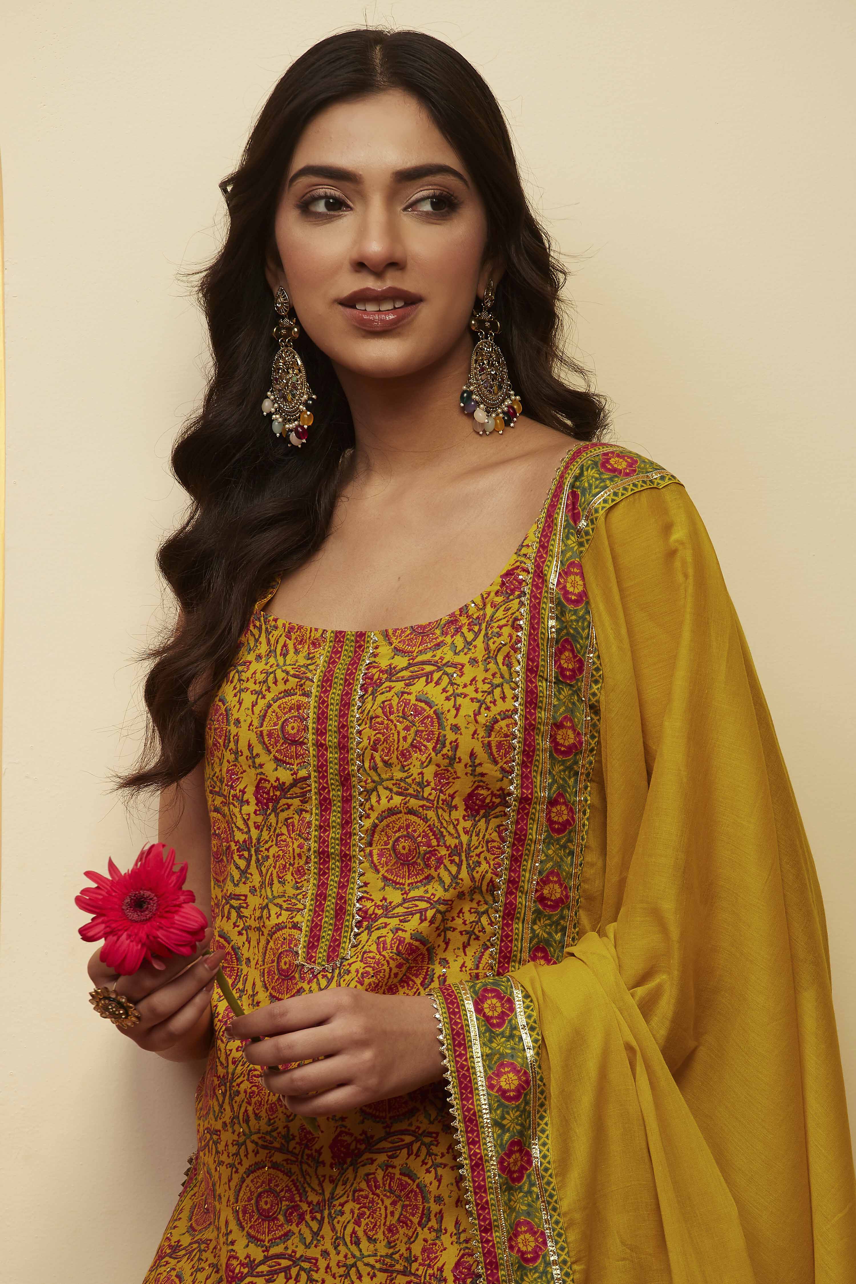 Lime Cotton Straight Suit Set image number 1