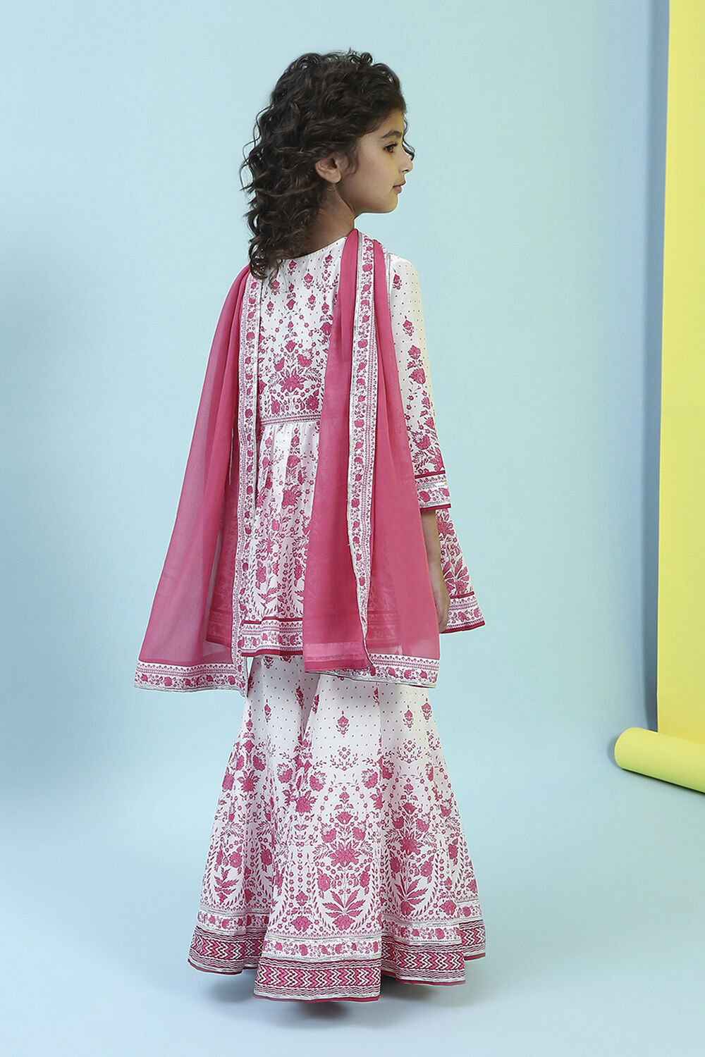 Off-White and Pink Cotton Peplum Suit Set image number 4