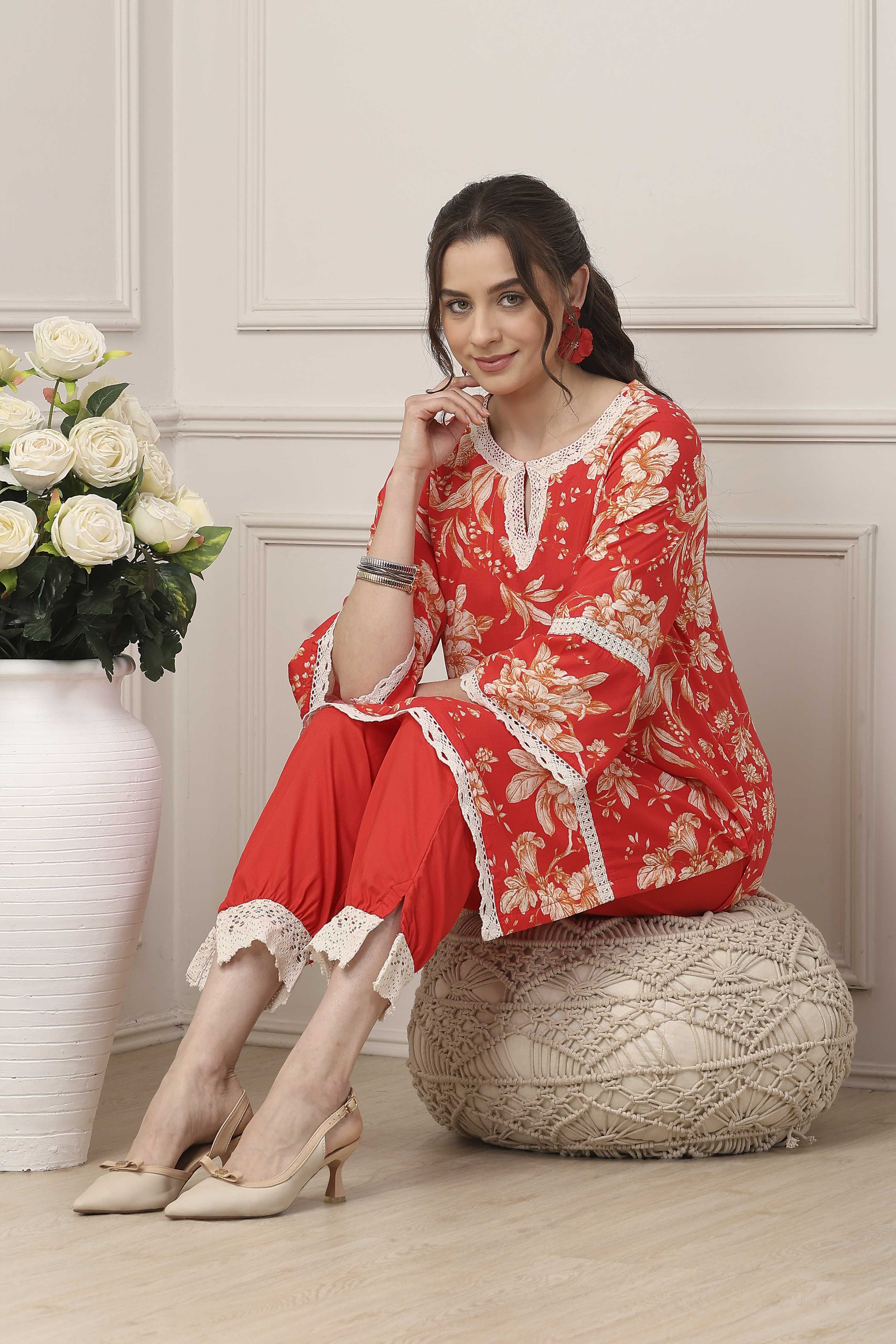 Red Floral Lace Work Straight Suit Set image number 0