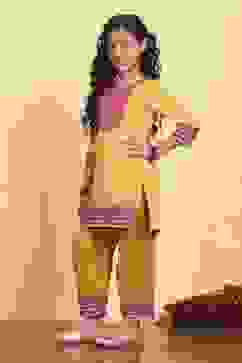 Yellow Viscose Blend Printed Straight Kurta Pants Set image number 3