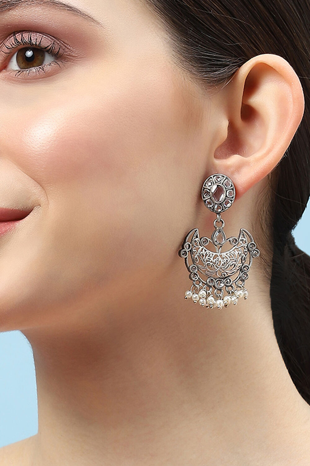 White Brass earrings image number 3