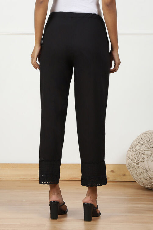 White Cotton Solid Pant image number 5