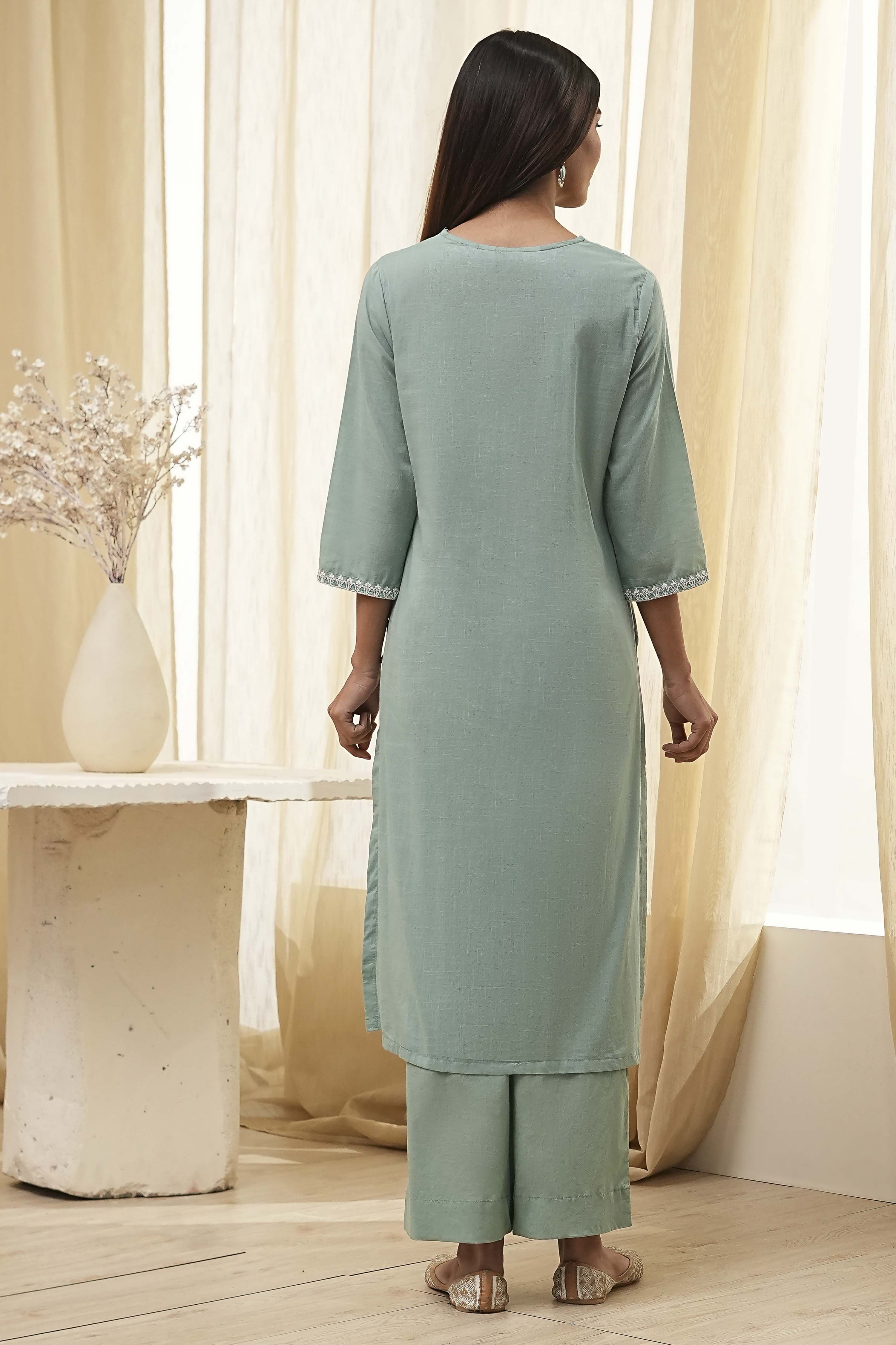 Green Pure Cotton Embellished Straight Suit Set image number 4
