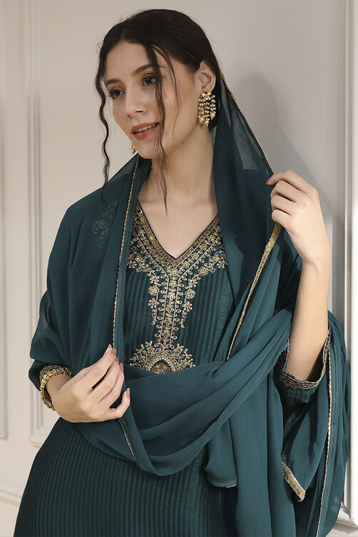 Green Polyester Straight Yarndyed Suit Set image number 1