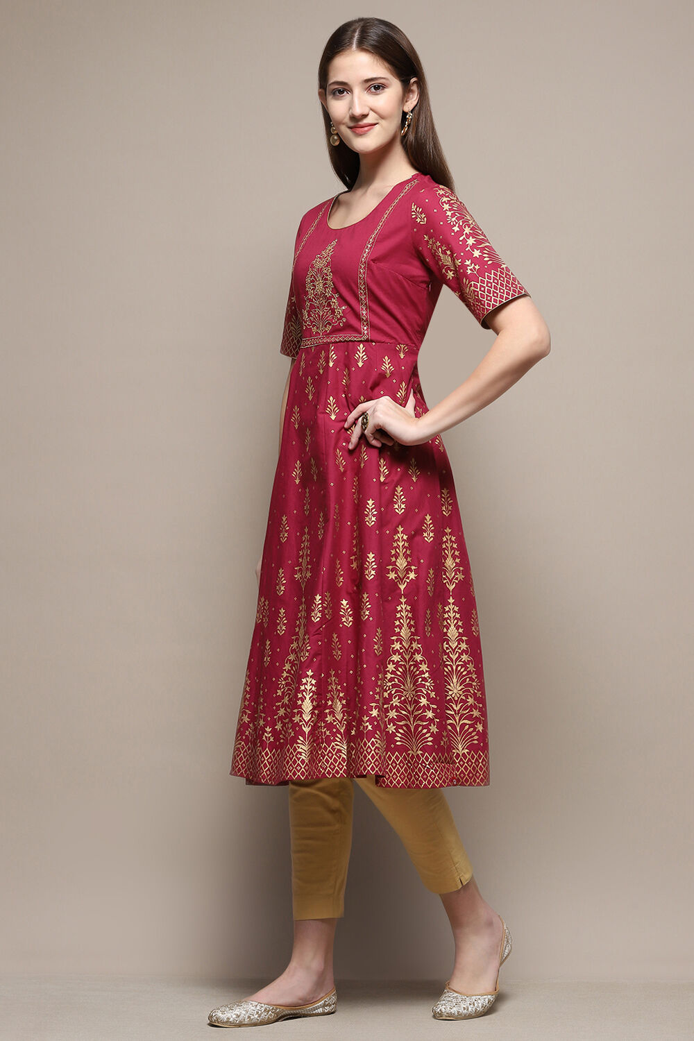 Wine Cotton Printed Short Kurti image number 2