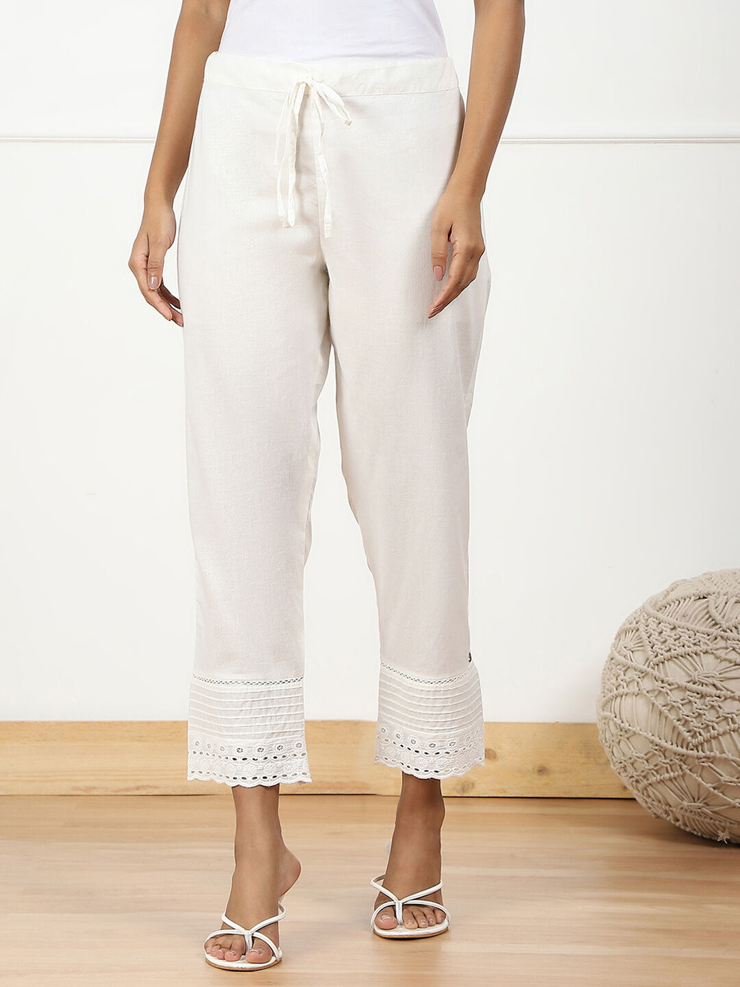 Red Cotton Solid Pant image number 5