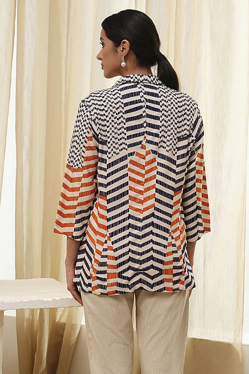Orange Printed Straight Jacket image number 3