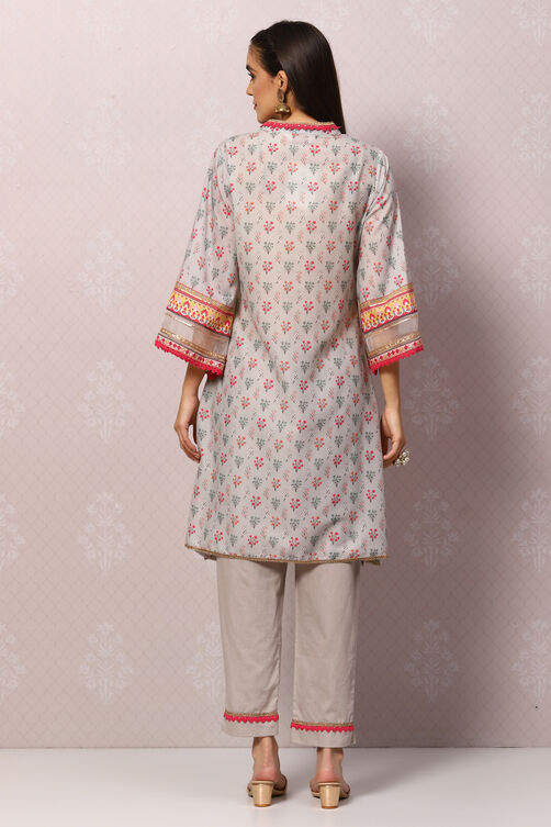 Grey Art Silk Straight Kurta Slim Pant Suit Set image number 4