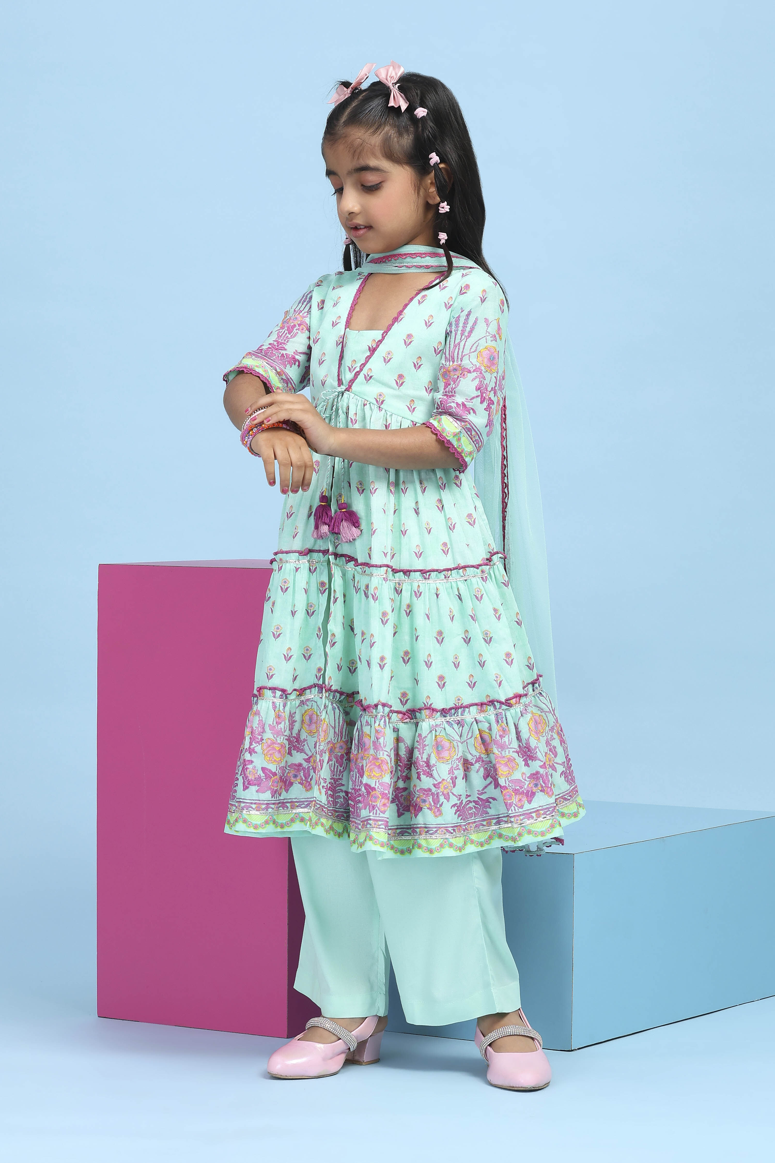 Green Cotton Printed Tiered Suit Set image number 3