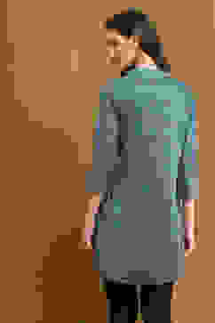 Blue Floral Printed Straight Kurti image number 3