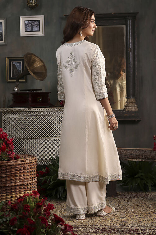Off White Cotton Silk Anarkali Suit Set image number 4