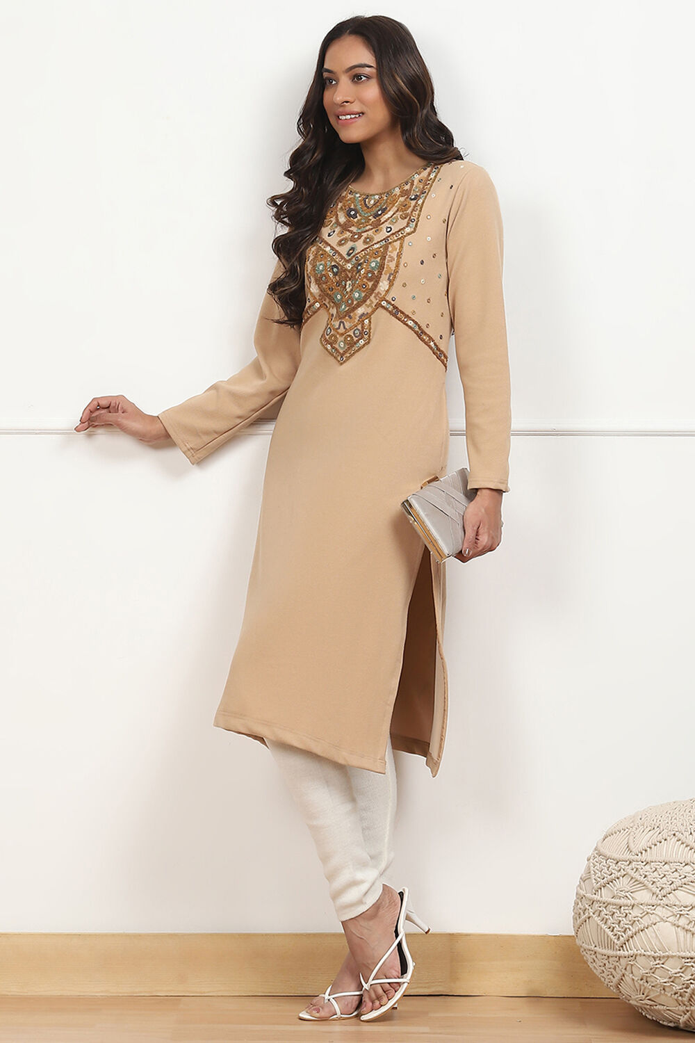 Beige Velvet Straight Kurta image number 0