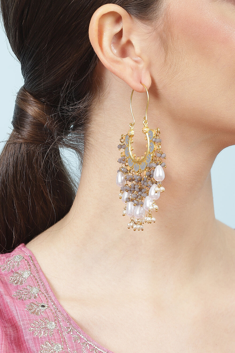 Grey Alloy Earrings image number 1