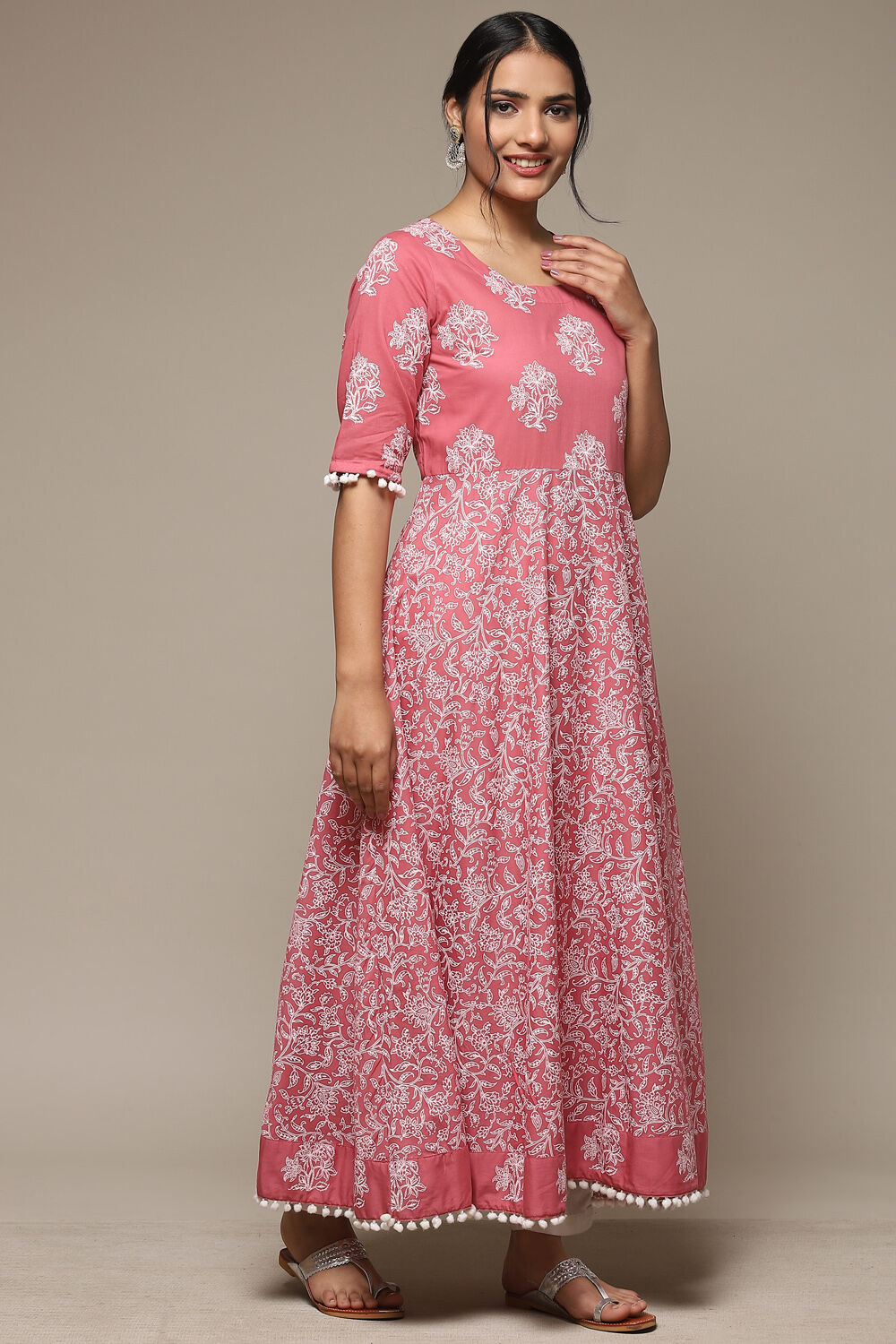 Onion Pink Cotton Flared Printed Kurta image number 3