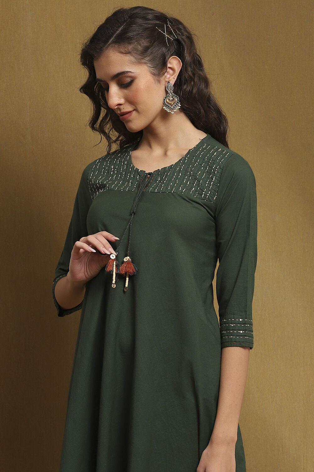 Dark Green Cotton Solid A-Line Suit Set image number 1