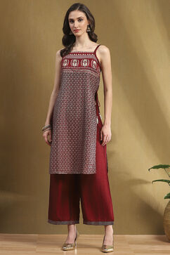 Maroon Silk Floral Hand-Block Printed Festive Straight Kurta image number 5