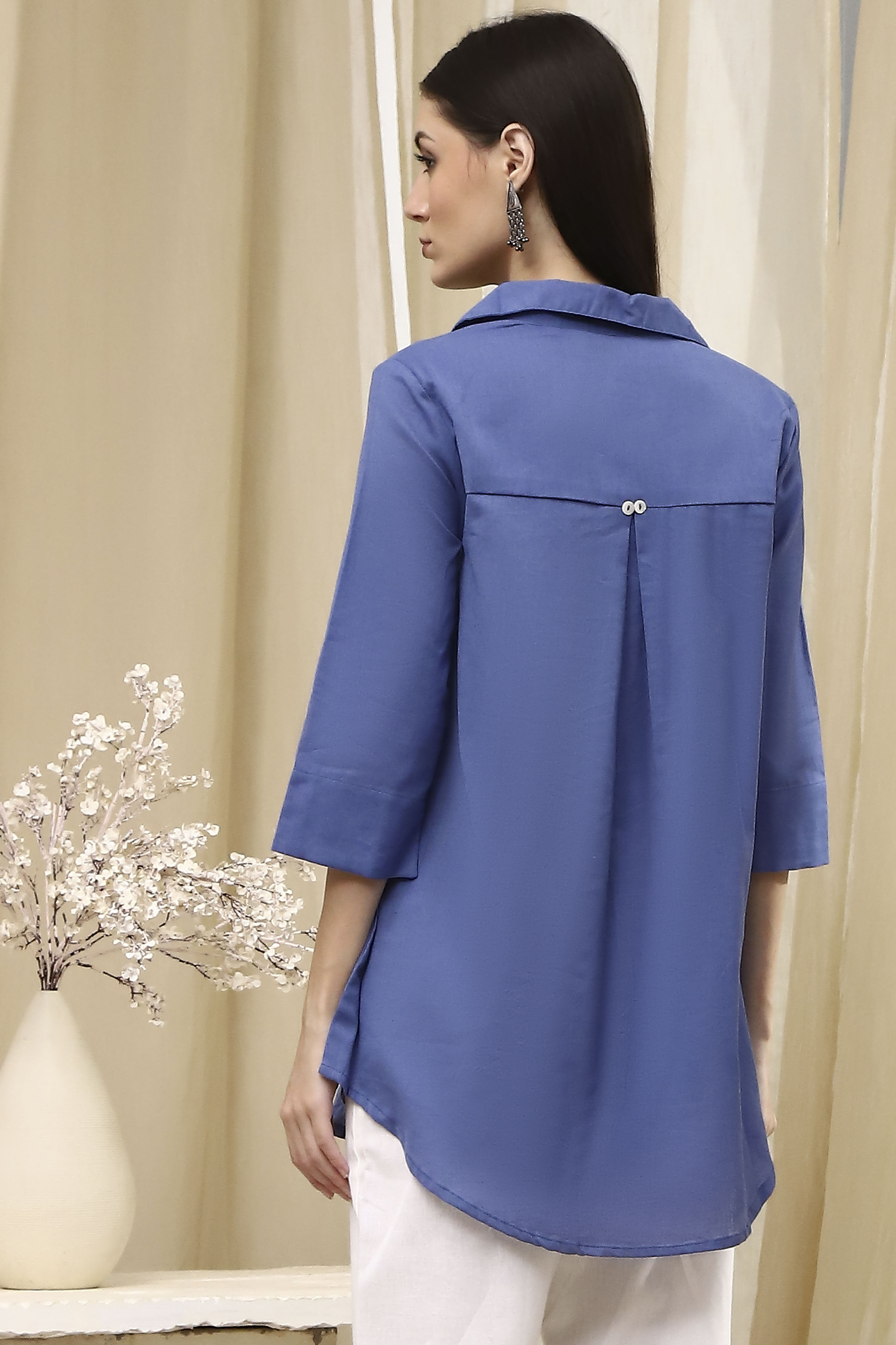 Dusk Blue Cotton Blend Solid Straight Shirt Style Kurti image number 3