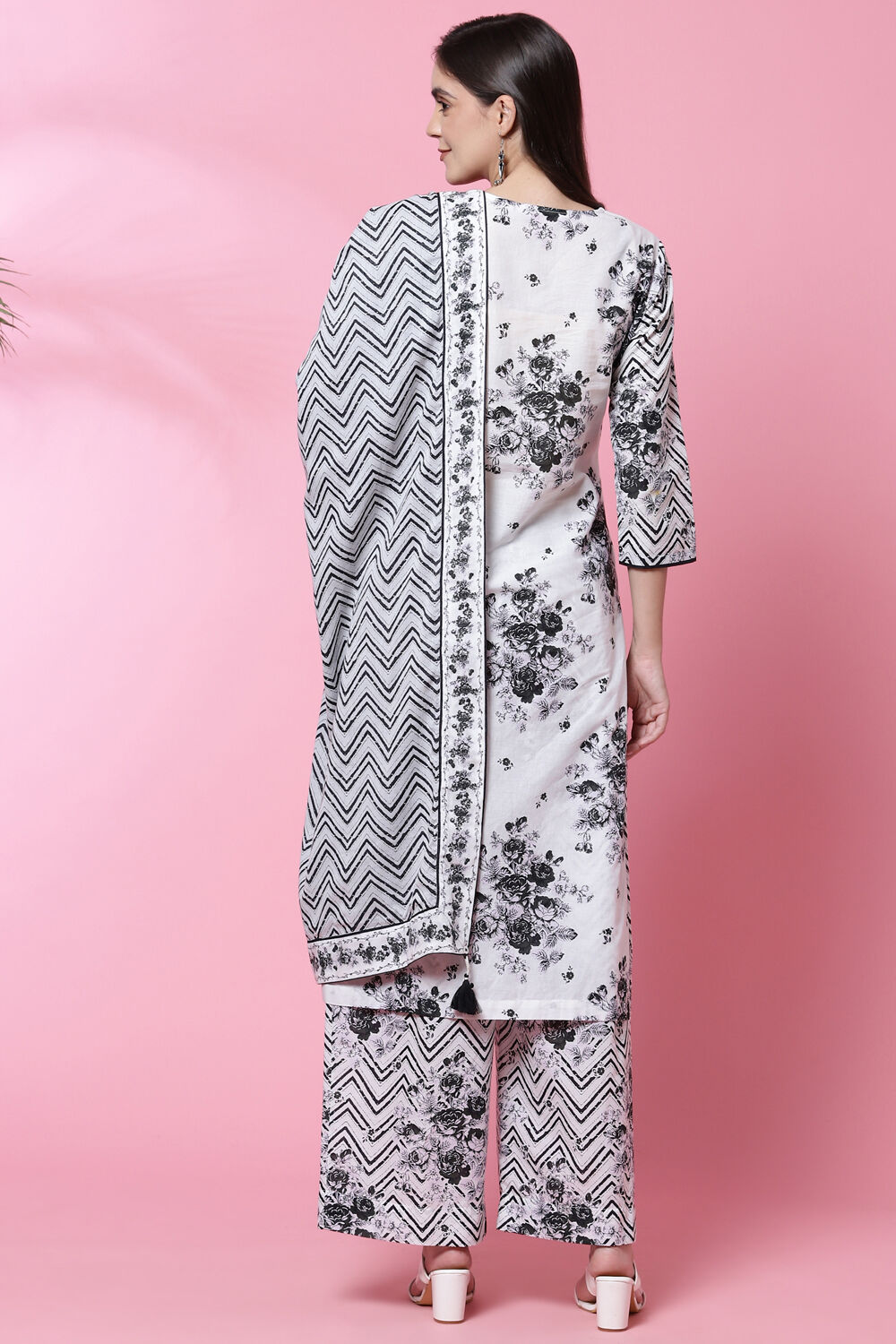 Black Cotton Straight Kurta Palazzo Suit Set image number 4