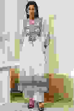 White and Black Cotton Gathered Kurta Set image number 6